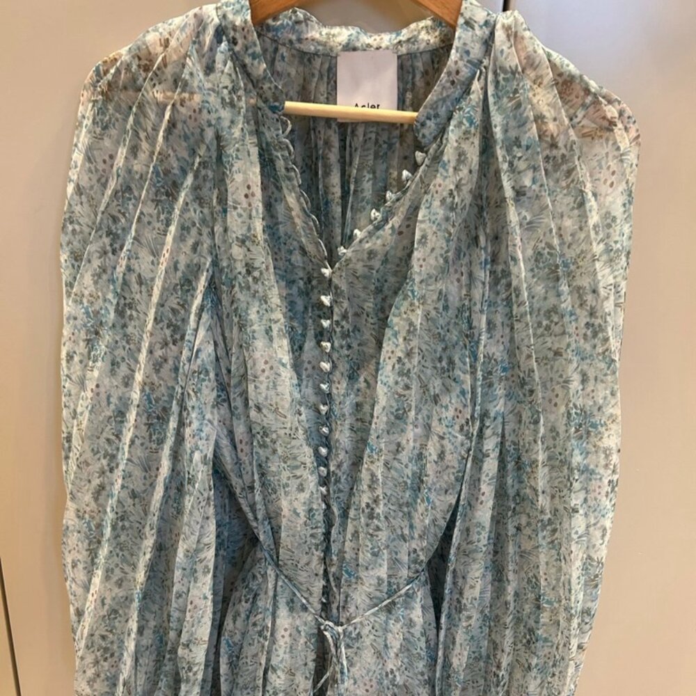 ACLER Two-Piece Flowy Top - Blue Floral